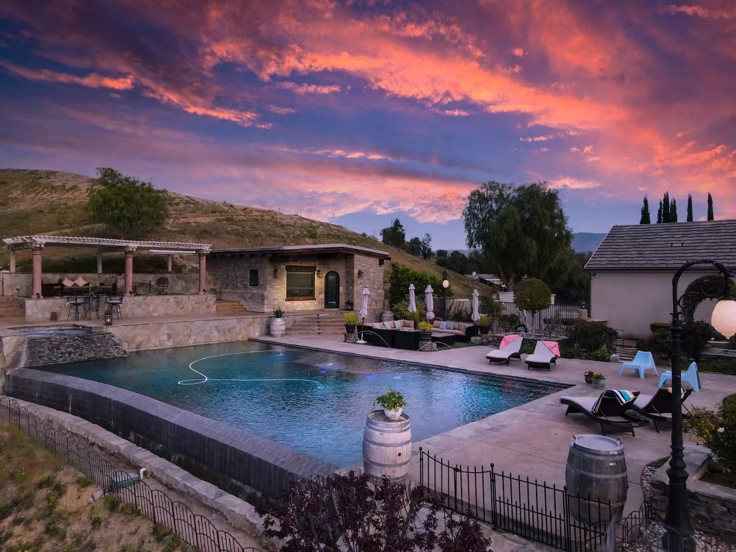 From Inspiration to Reality: Transforming Your Estate‑Style Rental into a Luxury Wedding Venue