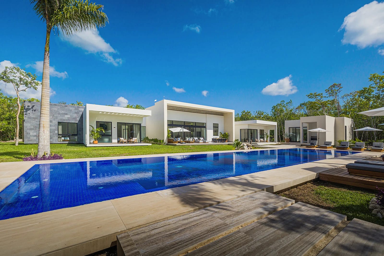 Featured image for Cozumel Jungle Estate Wedding Venue with Pool & Gym