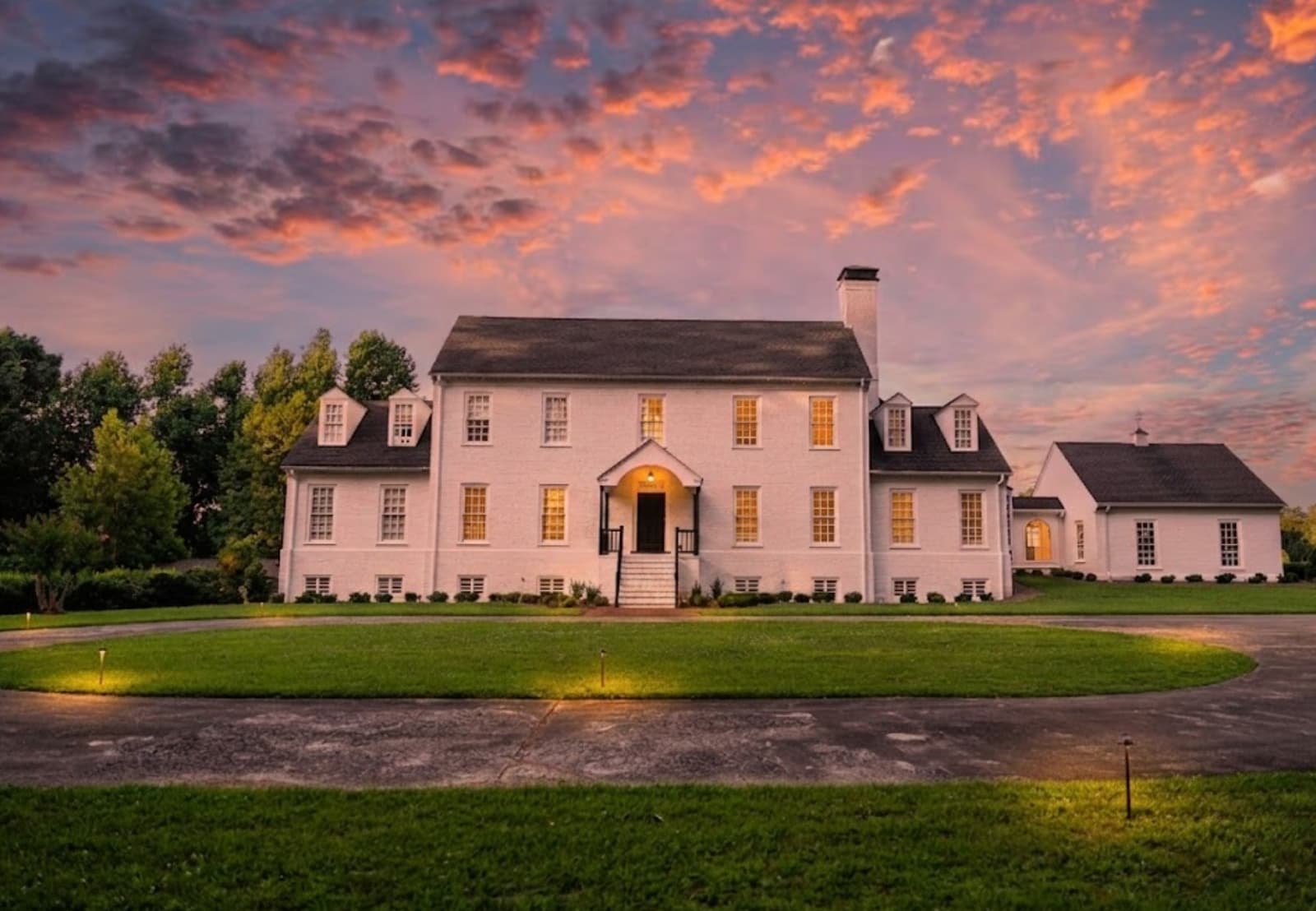 How to Choose a Private Estate Wedding Venue